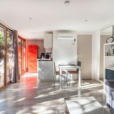 Appartement Studio Jacuzzi Prive A 8 Min A Pied De La Plage à La Ciotat Extérieur photo