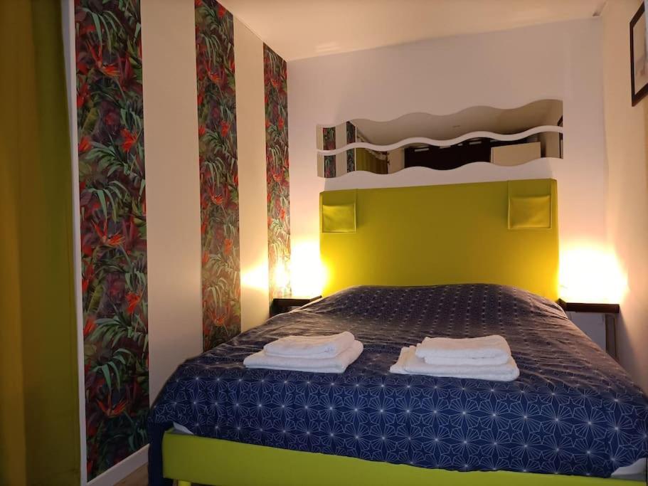 Appartement Studio Jacuzzi Prive A 8 Min A Pied De La Plage à La Ciotat Extérieur photo
