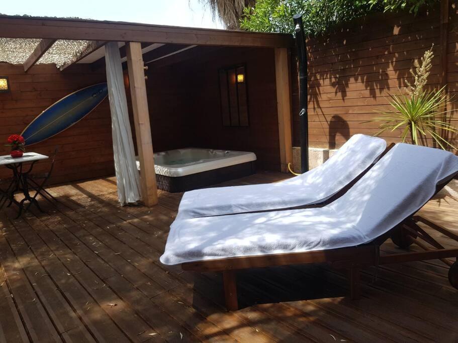 Appartement Studio Jacuzzi Prive A 8 Min A Pied De La Plage à La Ciotat Extérieur photo